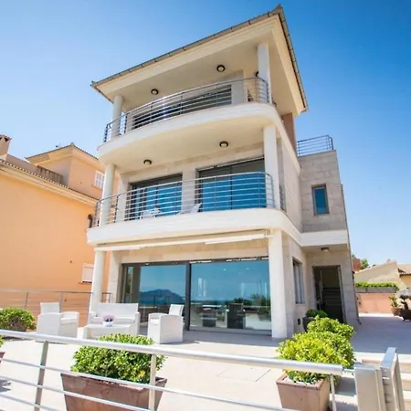 Luxus-villa Direkt Am Mit Hallenbad Son Serra de Marina