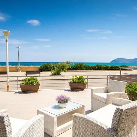 Luxus-villa Direkt Am Mit Hallenbad Holiday home *