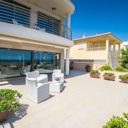 Luxus-villa Direkt Am Mit Hallenbad * Son Serra de Marina